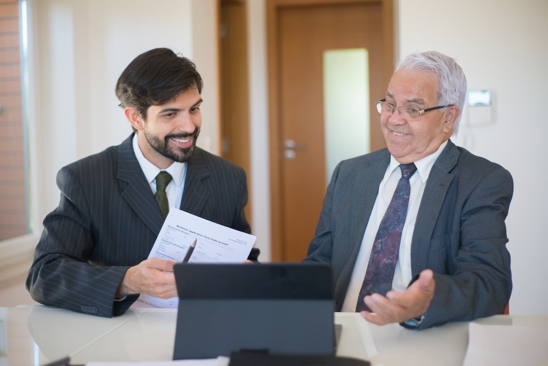 Claves para la Constitución Legal de tu Empresa: ¡Paso a Paso! - Legalti